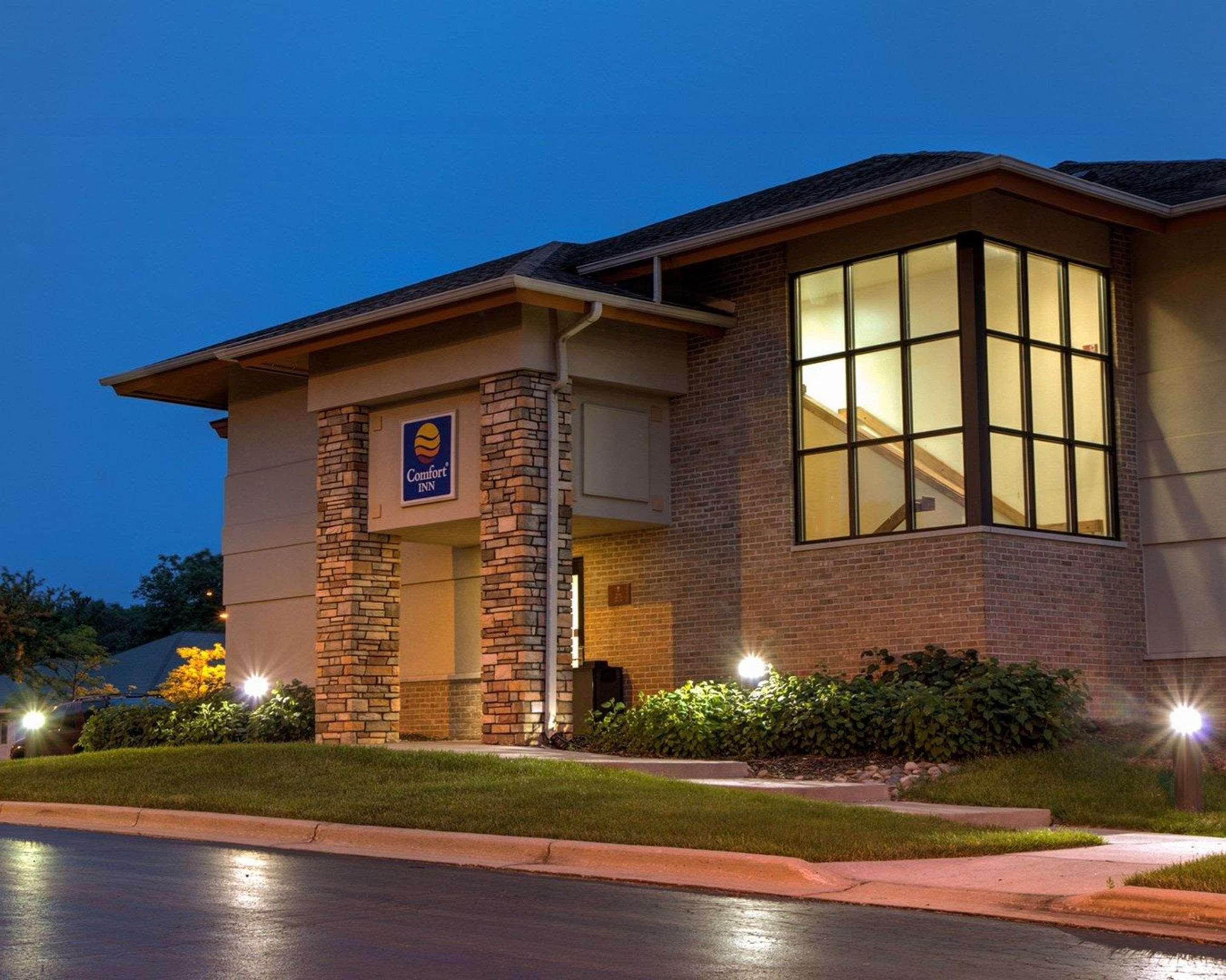 คอมฟอร์ต อินน์ โอเคอมอส - อีสต์ แลนซิง Okemos ภายนอก รูปภาพ